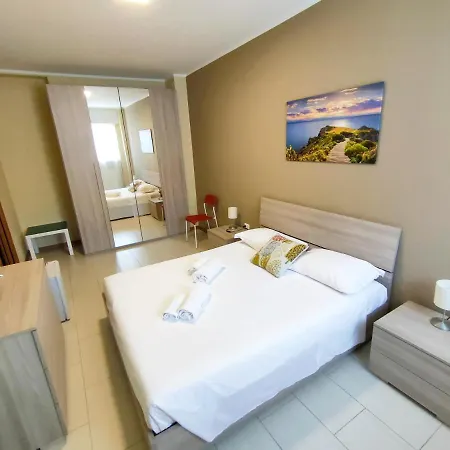 Grab A Flat In Coroneo 的里雅斯特